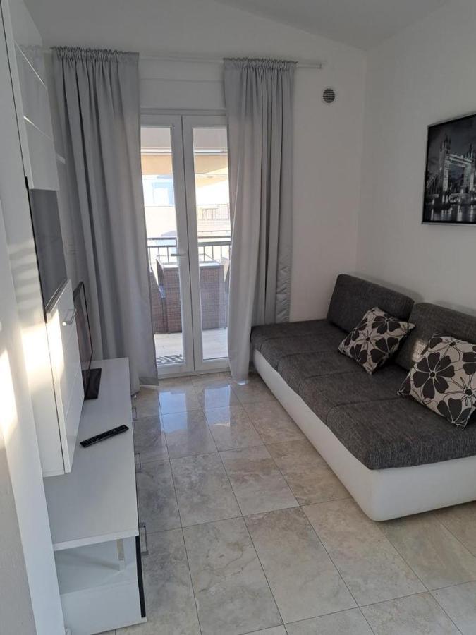 Apartman Lozancic Vir Extérieur photo
